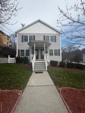 $4,000 | 115 A High Street, Peekskill, NY 10566