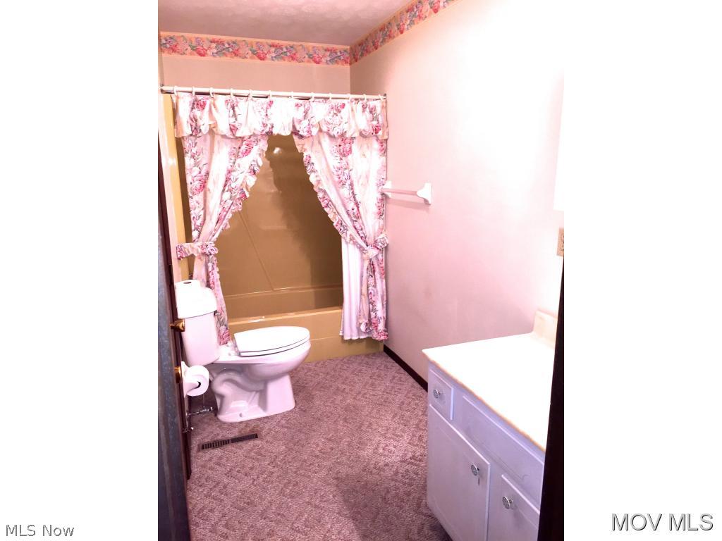 606 28th Street Vienna, WV 26105 - Photo 8 of 10