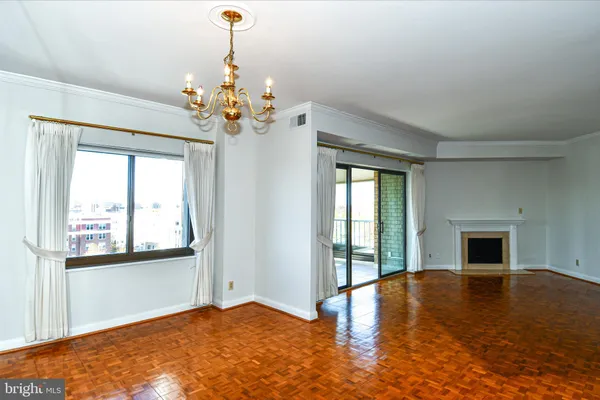 $725,000 | 1250 South Washington Street, Unit 816, Alexandria, VA 22314