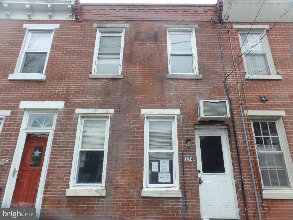 224 Tasker Street Philadelphia, PA 19148 - Photo 2 of 16 Gallery Image 2