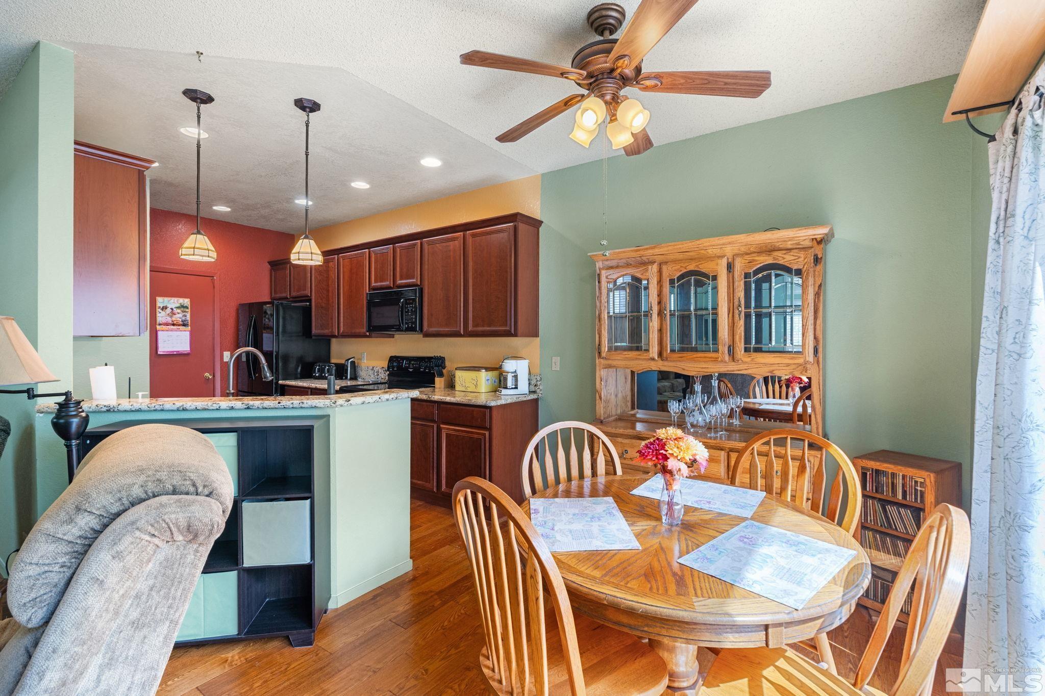 4333 Leeward Lane Reno, NV 89502 - Photo 13 of 36 Photo 14
