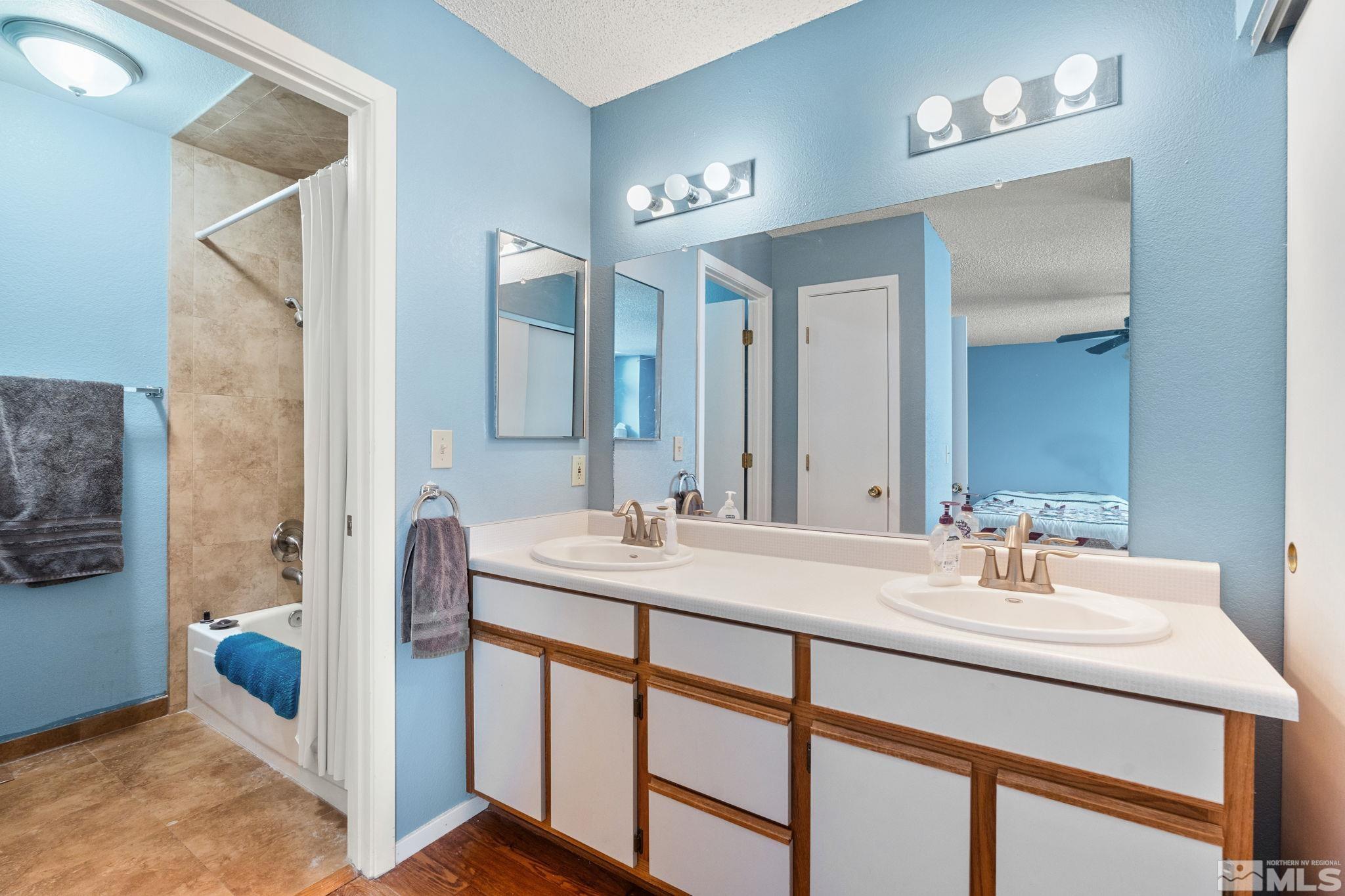 4333 Leeward Lane Reno, NV 89502 - Photo 23 of 36 Photo 24