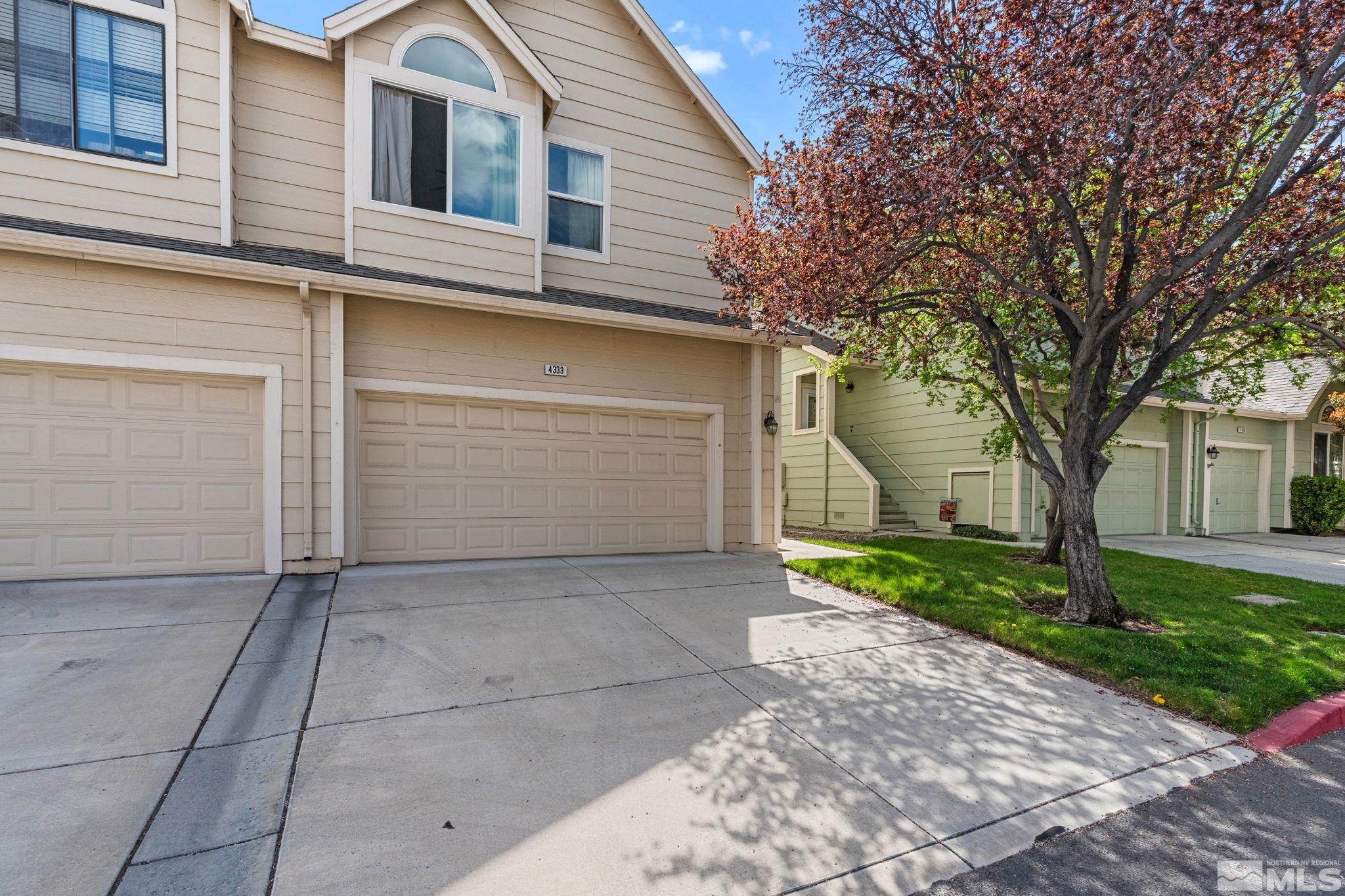 4333 Leeward Lane Reno, NV 89502 - Photo 3 of 36 Photo 4