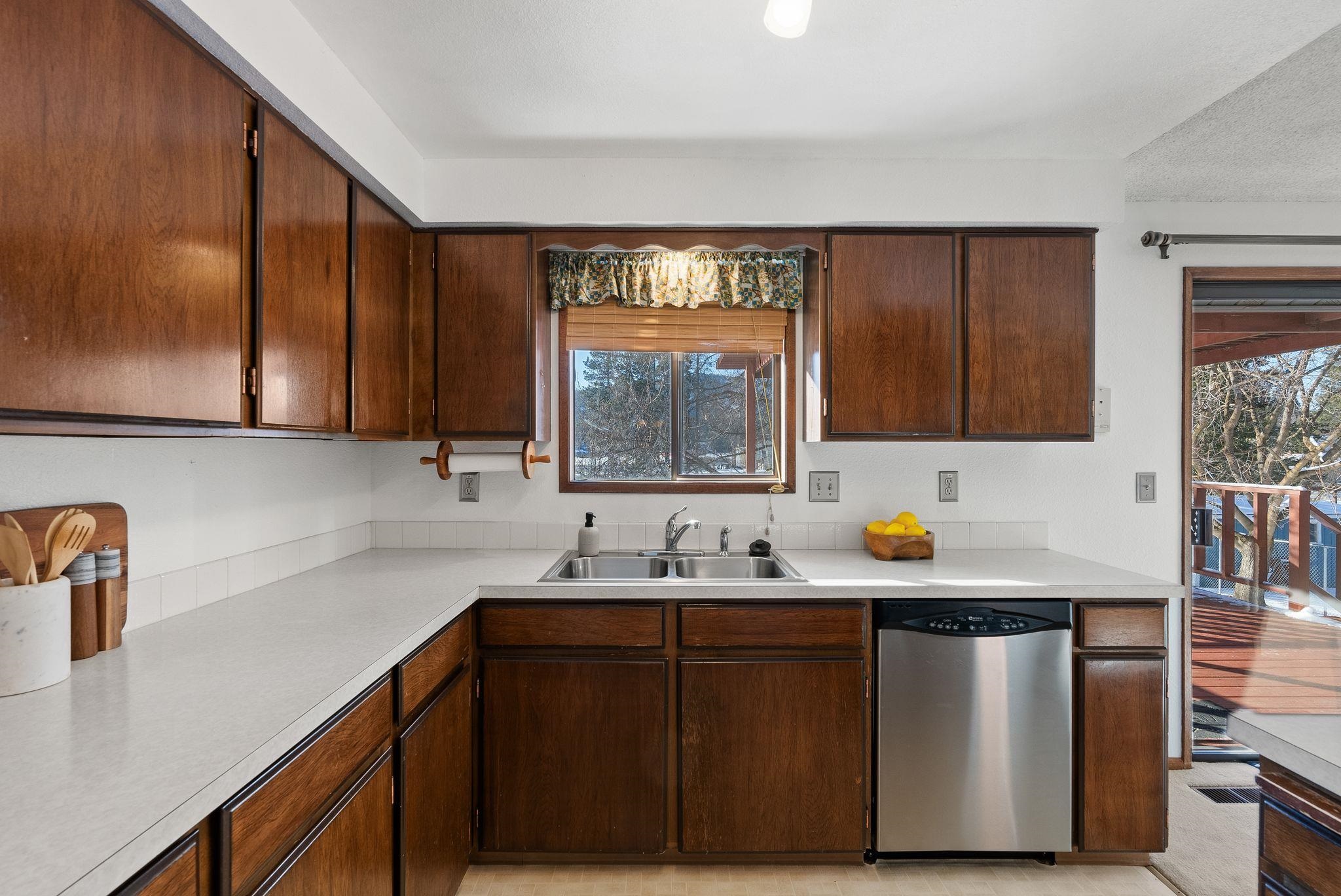 3416 South Van Marter Road Spokane Valley, WA 99206 - Photo 12 of 41 Gallery Image 12