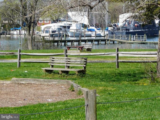 2082 Jasmine Road Dundalk, MD 21222 - Photo 12 of 14 Great Fishing Pier & Boat Launching Ramp