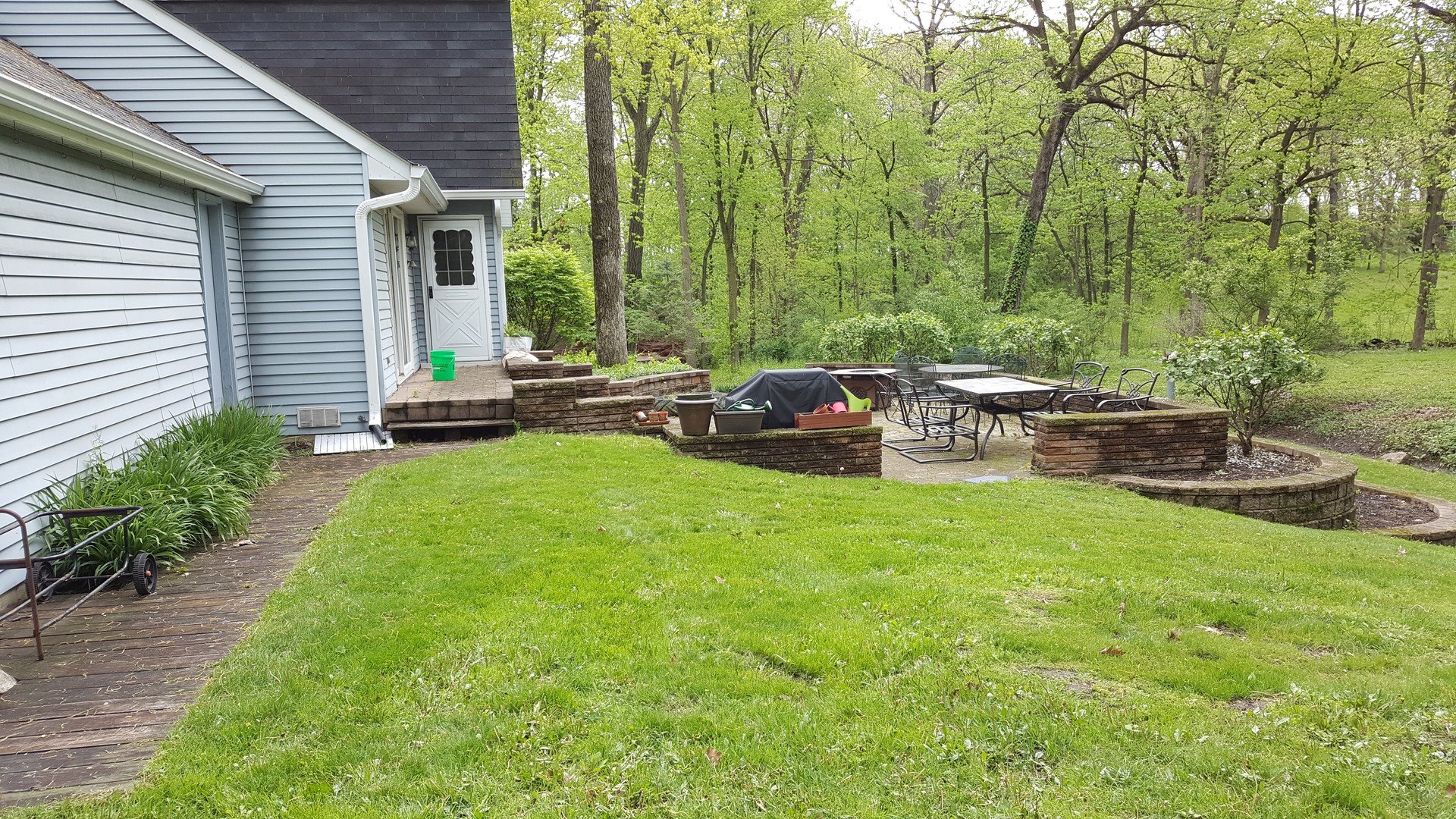 21 Gromer Road Elgin, IL 60120 - Photo 14 of 16 Gallery Image 14
