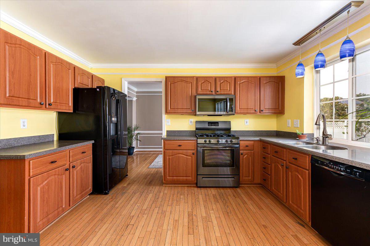 801 White Pine Lane Joppa, MD 21085 - Photo 13 of 37