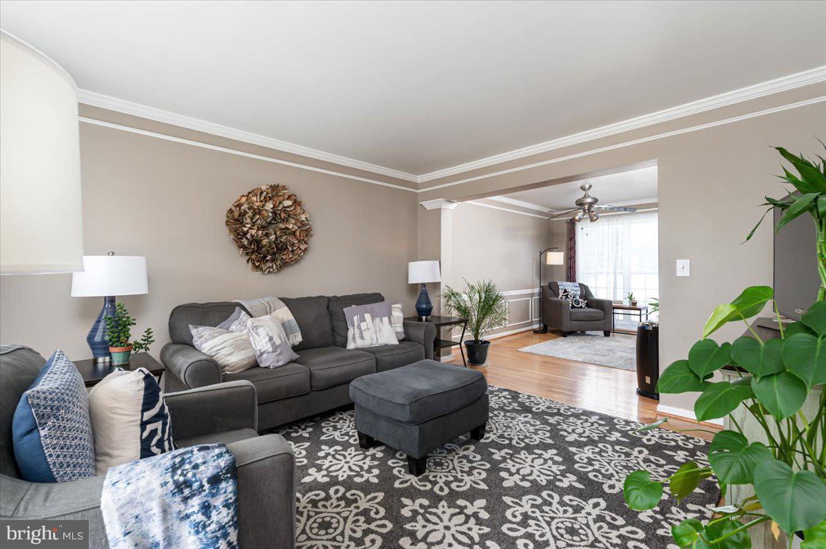 801 White Pine Lane Joppa, MD 21085 - Photo 8 of 37