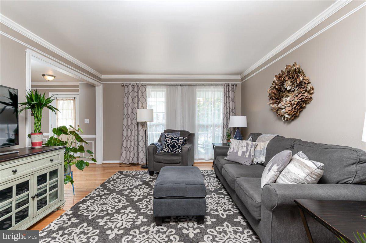 801 White Pine Lane Joppa, MD 21085 - Photo 9 of 37