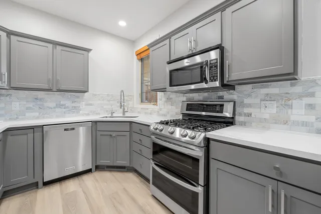 $410,000 | 572 Cedar Bluffs Way, Slinger, WI 53086