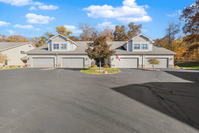 $410,000 | 572 Cedar Bluffs Way, Slinger, WI 53086