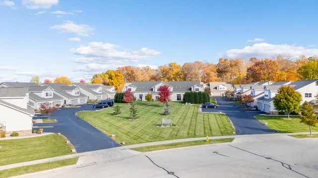 $399,900 | 572 Cedar Bluffs Way, Slinger, WI 53086