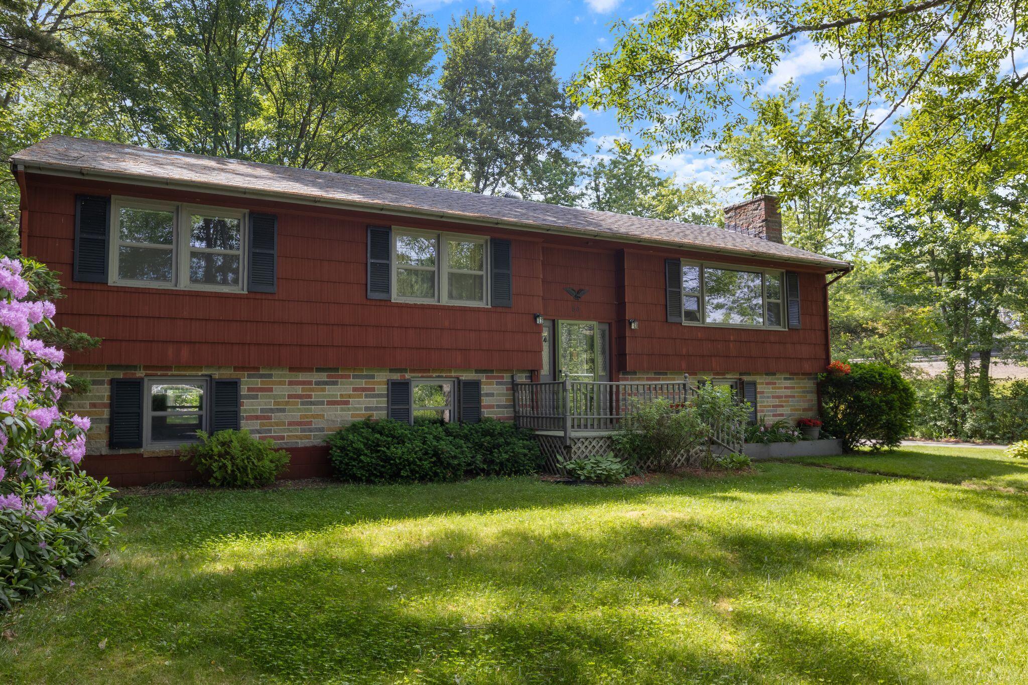 56 Plaisted Road York, ME 03909 - Photo 3 of 52 56 Plaisted Rd, York