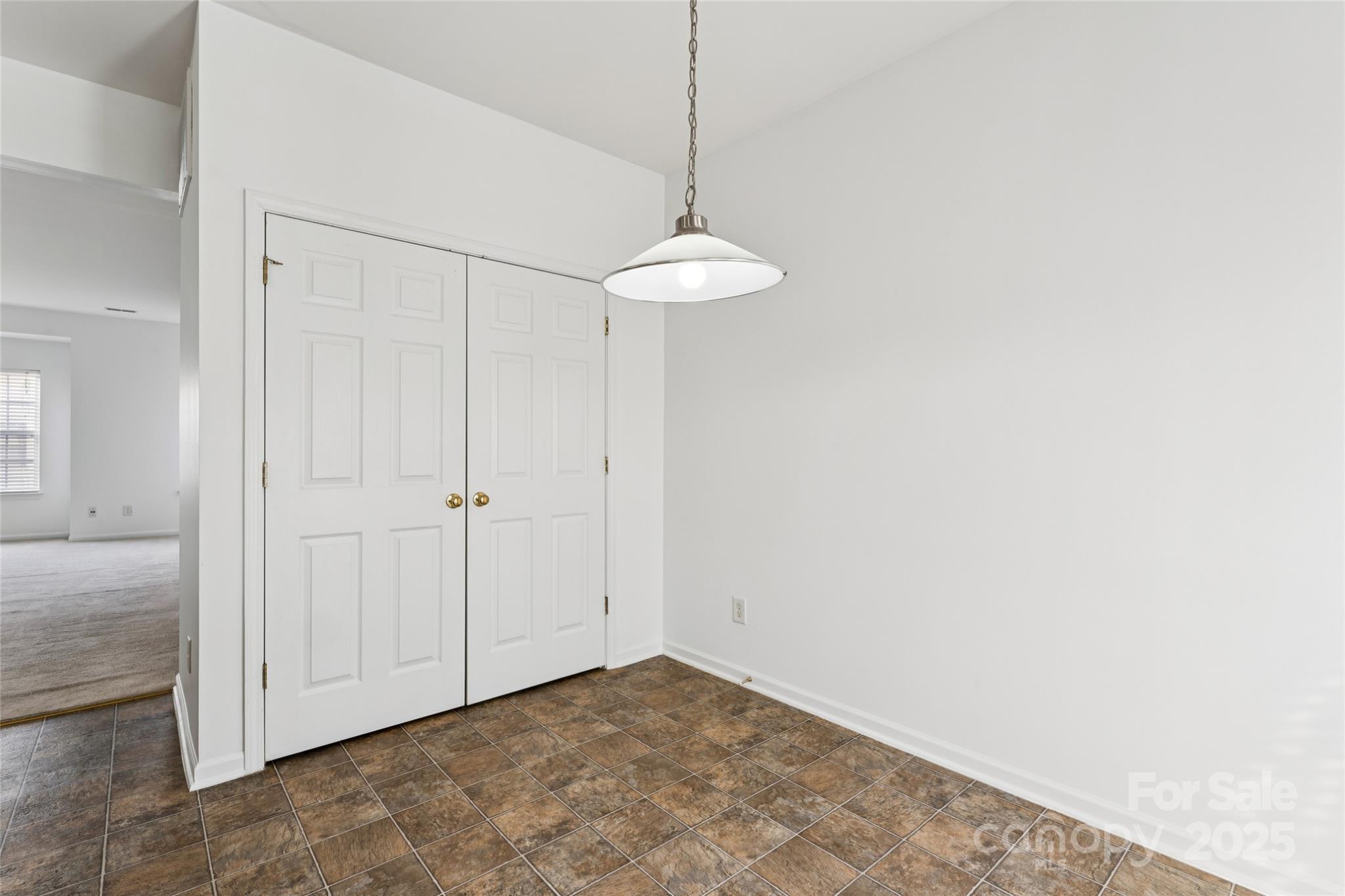 10032 Treeside Lane Matthews, NC 28105 - Photo 26 of 43 a an empty room with a window