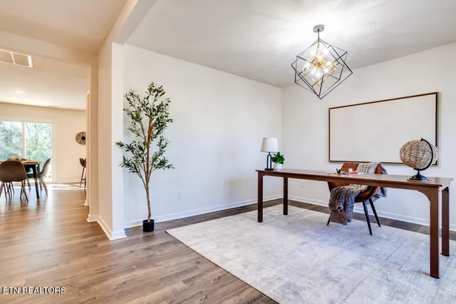 $308,000 | 881 Greene Mdw Drive, Talbott, TN 37877