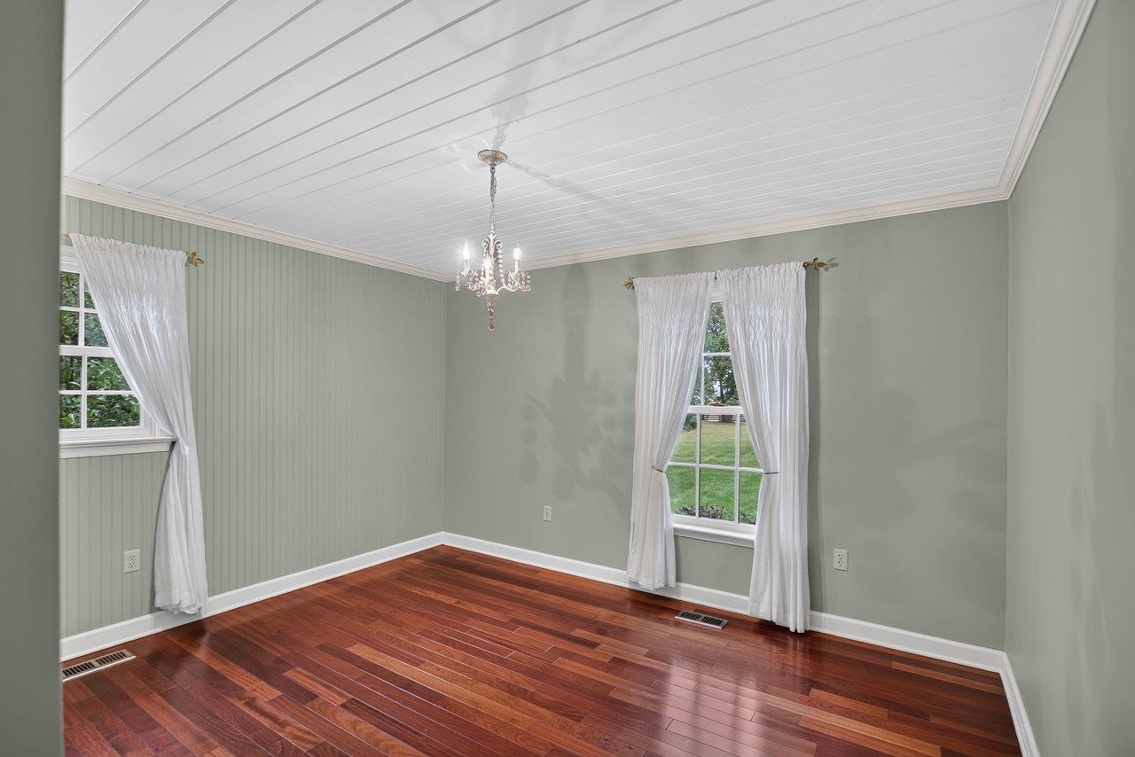 8798 Centerville Road Bridgewater, VA 22812 - Photo 28 of 68 Gallery Image 28