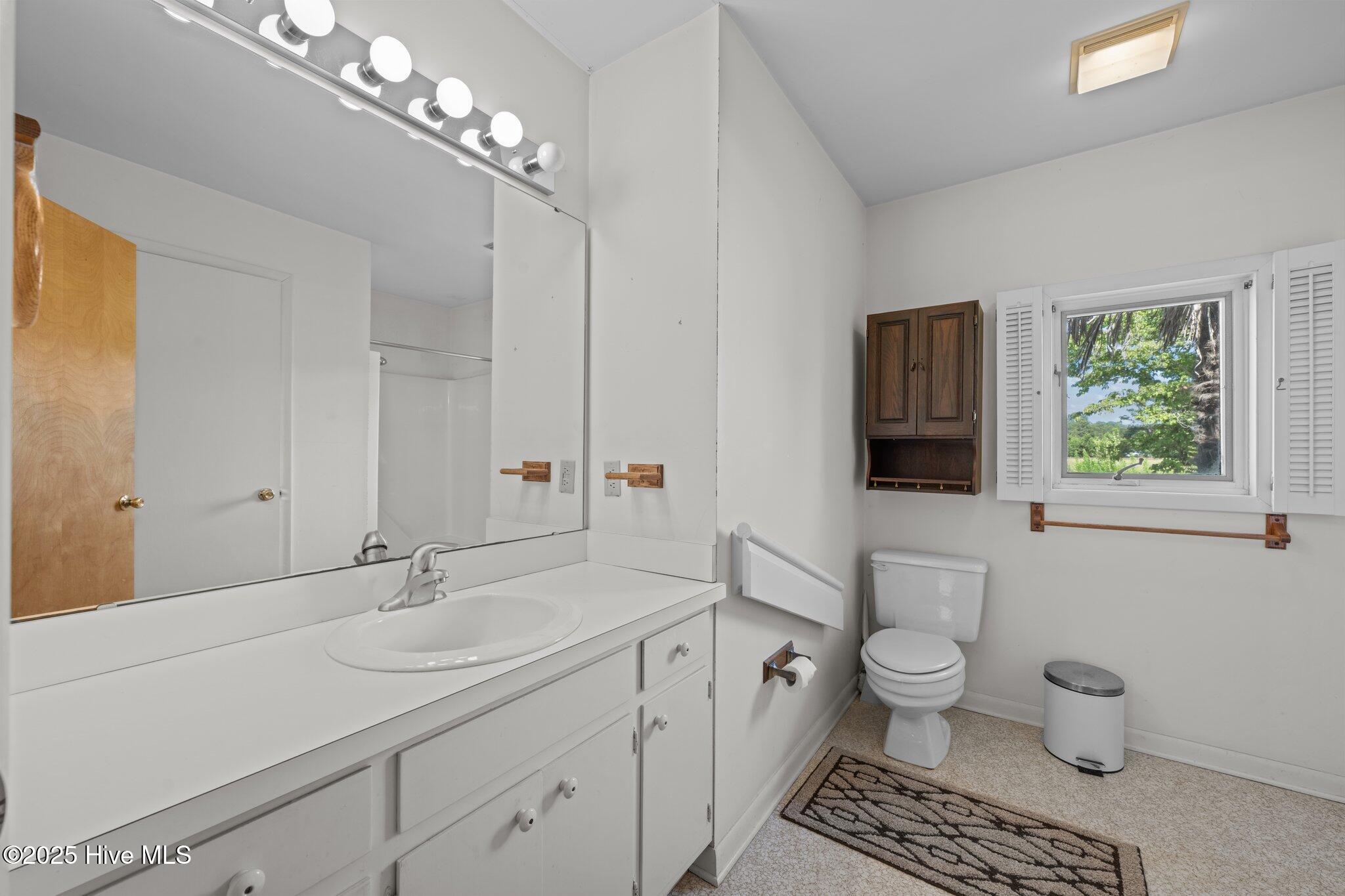 4204 Old Cherry Point Road New Bern, NC 28560 - Photo 19 of 50 39-web-or-mls-DSC_1768