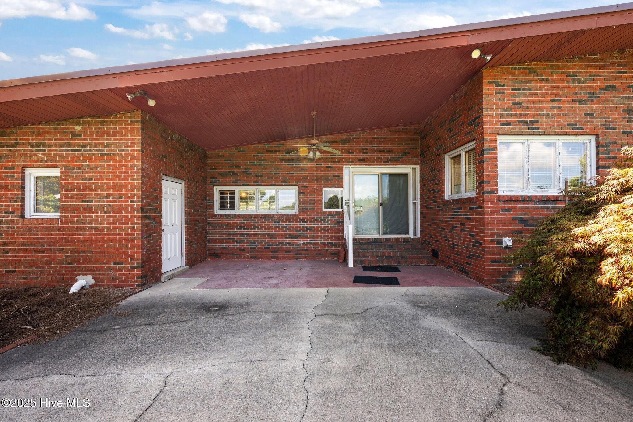 4204 Old Cherry Point Road New Bern, NC 28560 - Photo 6 of 50 52-web-or-mls-DSC_1796