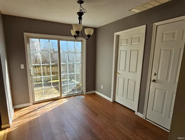 $252,900 | 3987 South Cramer Circle, Bloomington, IN 47403