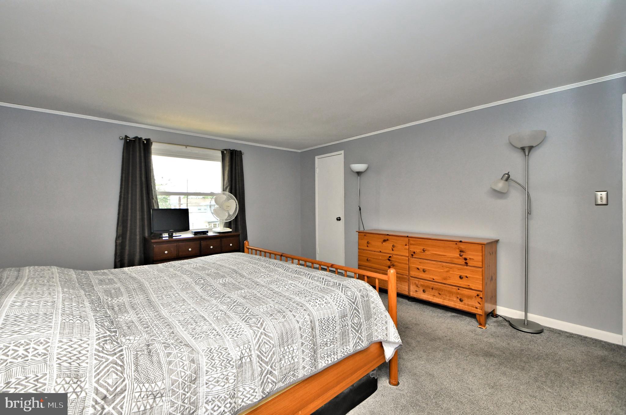 29 Tweed Road Levittown, PA 19056 - Photo 22 of 42