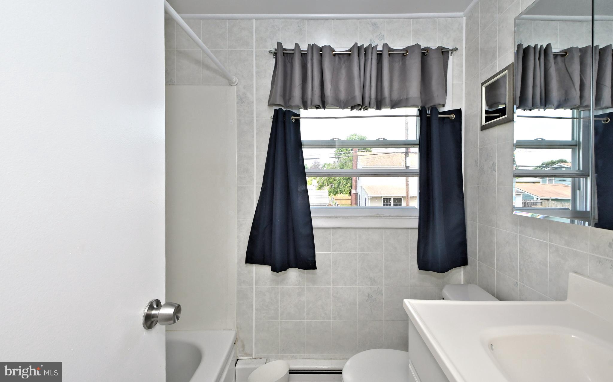 29 Tweed Road Levittown, PA 19056 - Photo 32 of 42