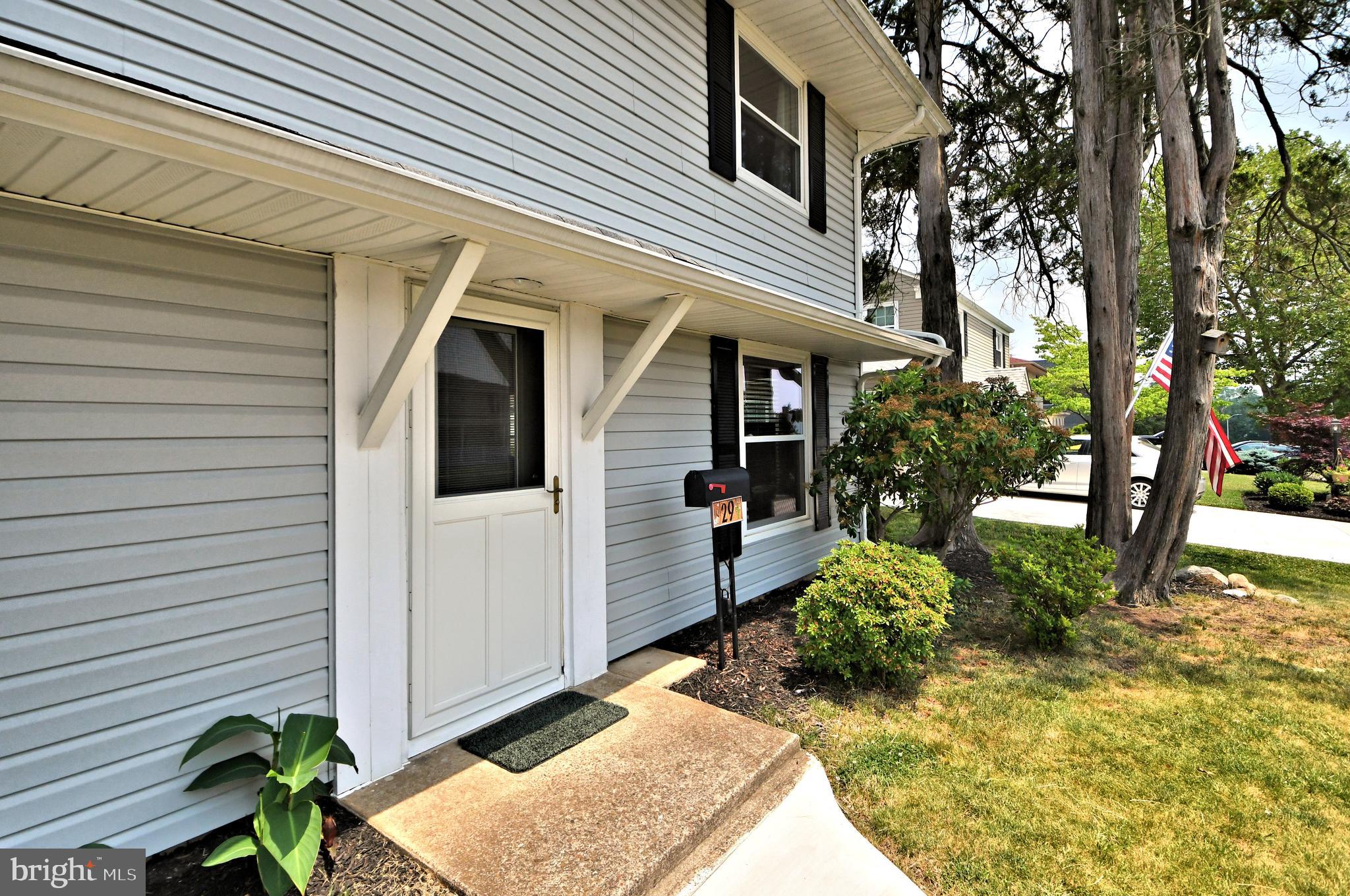 29 Tweed Road Levittown, PA 19056 - Photo 5 of 42