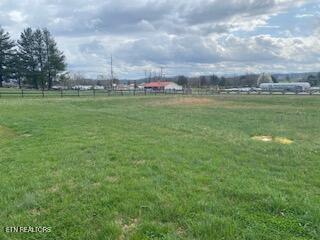 138 Lilac Lane Speedwell, TN 37870 - Photo 2 of 4 5D03CD21-3D1E-4A46-B6DD-C1962FF621F5
