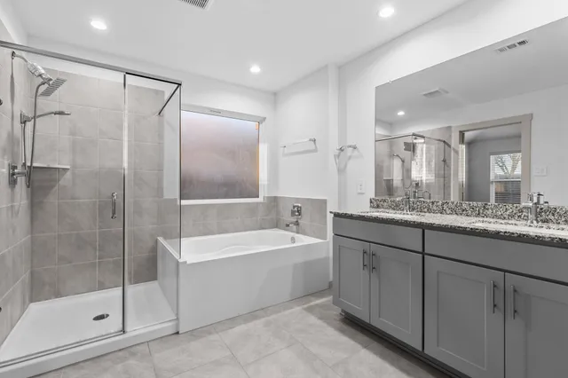 $2,400 | 5014 Pne Hvn Lane, Fresno, TX 77545