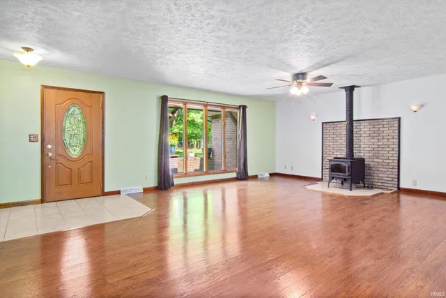 $529,000 | 2299 Brown Chapel Road, Boonville, IN 47601