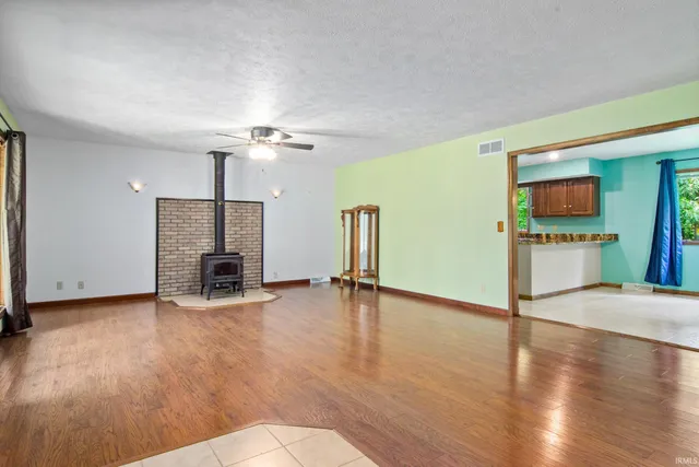 $529,000 | 2299 Brown Chapel Road, Boonville, IN 47601