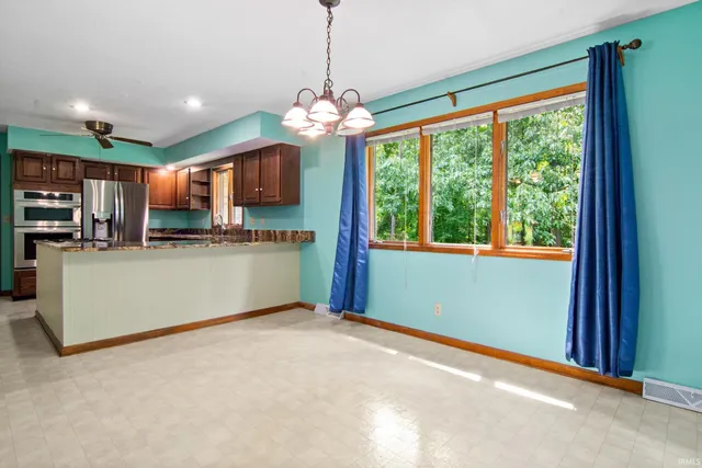 $529,000 | 2299 Brown Chapel Road, Boonville, IN 47601