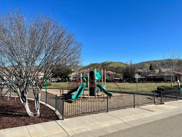 $498,000 | 20625 Sarazen Place, Patterson, CA 95363