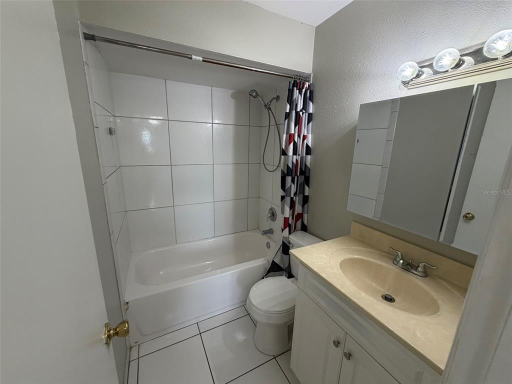 5317 Curry Ford Road, Unit Q201 Orlando, FL 32812 - Photo 9 of 15