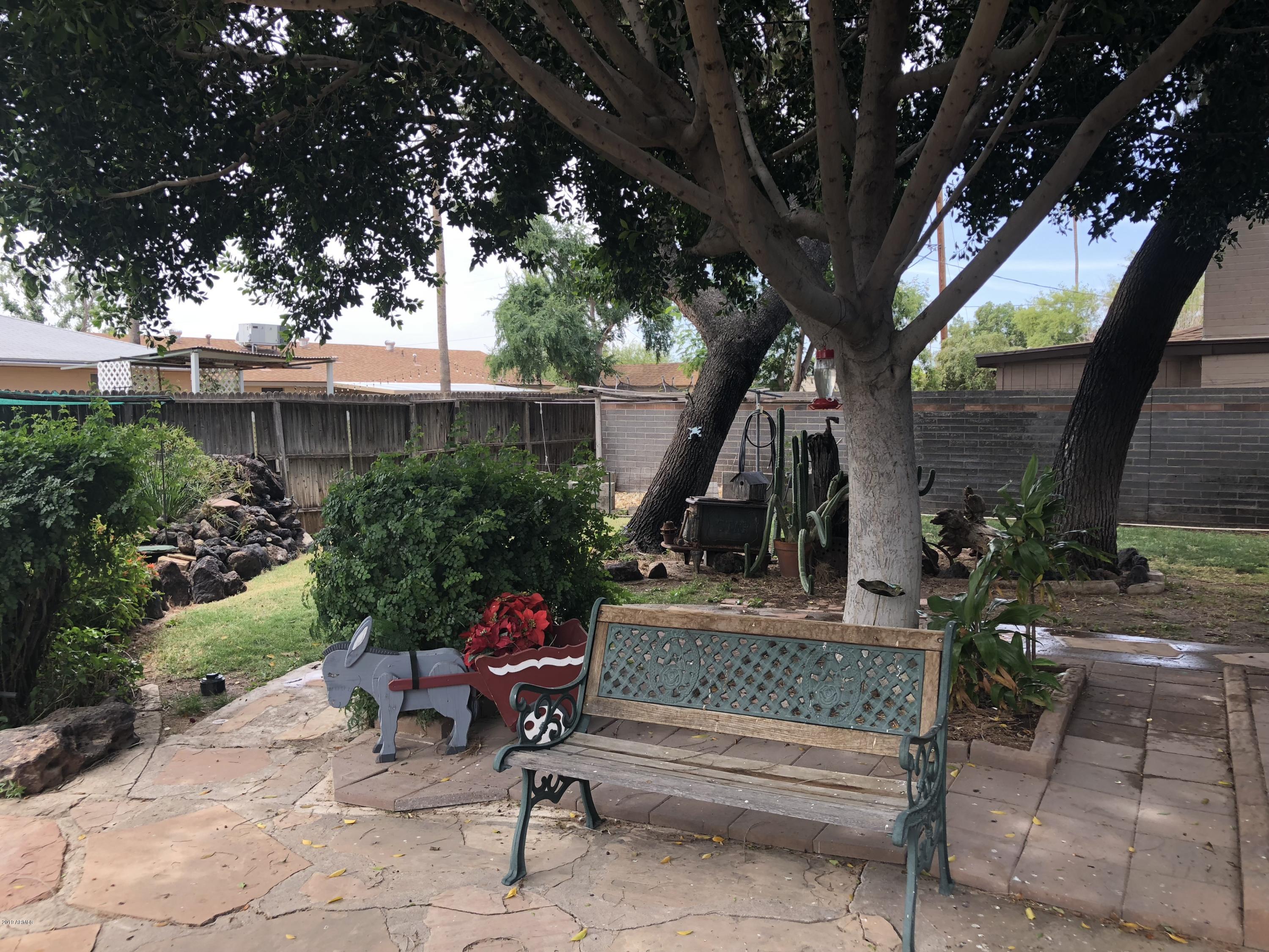 3219 West Hearn Road Phoenix, AZ 85053 - Photo 15 of 22 BACKYARD - 3219 W. Hearn