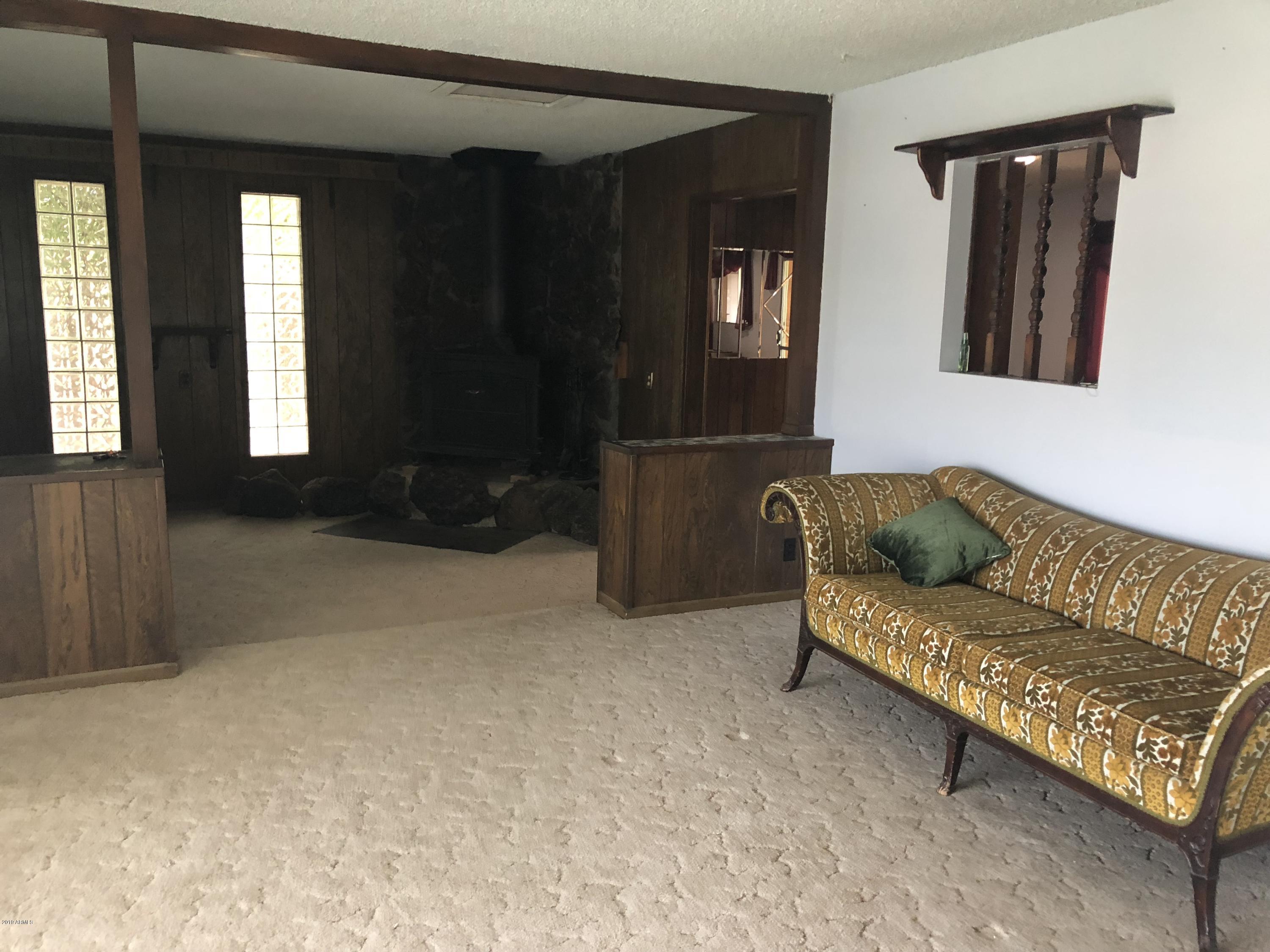 3219 West Hearn Road Phoenix, AZ 85053 - Photo 3 of 22 LvRM 2 - 3219 W. Hearn
