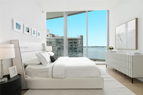 $2,150,000 | 175 Southeast 25th Road, Unit 1604, Miami, FL 33129
