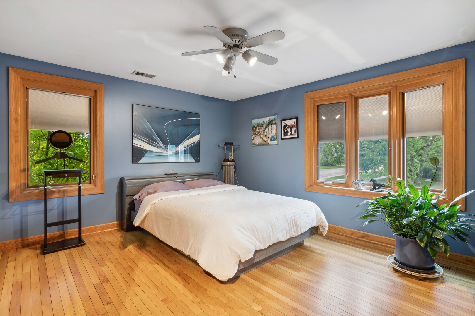 3731 Winnetka Road Glenview, IL 60026 - Photo 13 of 26 a bedroom with a bed and a large window