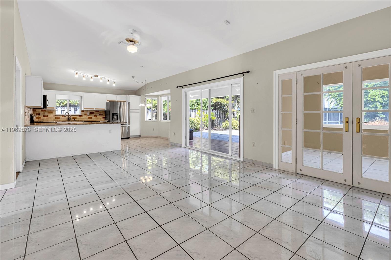 8531 Southwest 12th Street Miami, FL 33144 - Photo 16 of 34