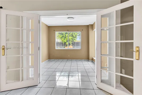 $4,750 | 8531 Southwest 12th Street, Miami, FL 33144