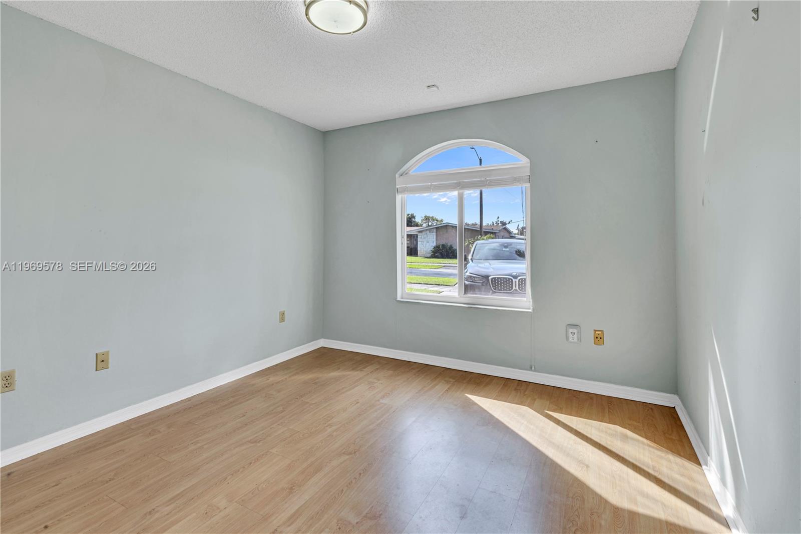 8531 Southwest 12th Street Miami, FL 33144 - Photo 23 of 34