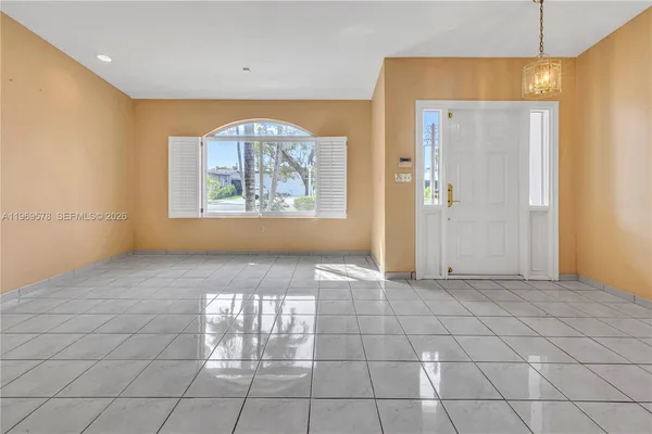 $4,750 | 8531 Southwest 12th Street, Miami, FL 33144