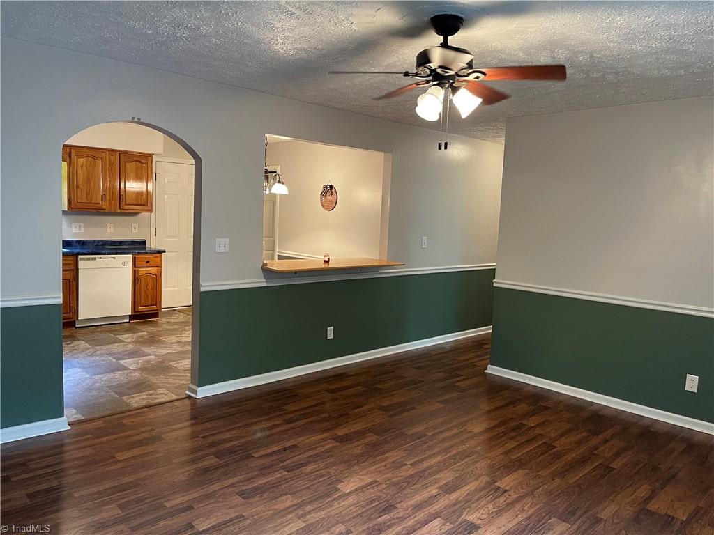 1667 Bryant Road Mount Airy, NC 27030 - Photo 8 of 22 Gallery Image 8