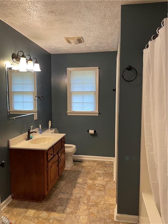 1667 Bryant Road Mount Airy, NC 27030 - Photo 10 of 22 Gallery Image 10