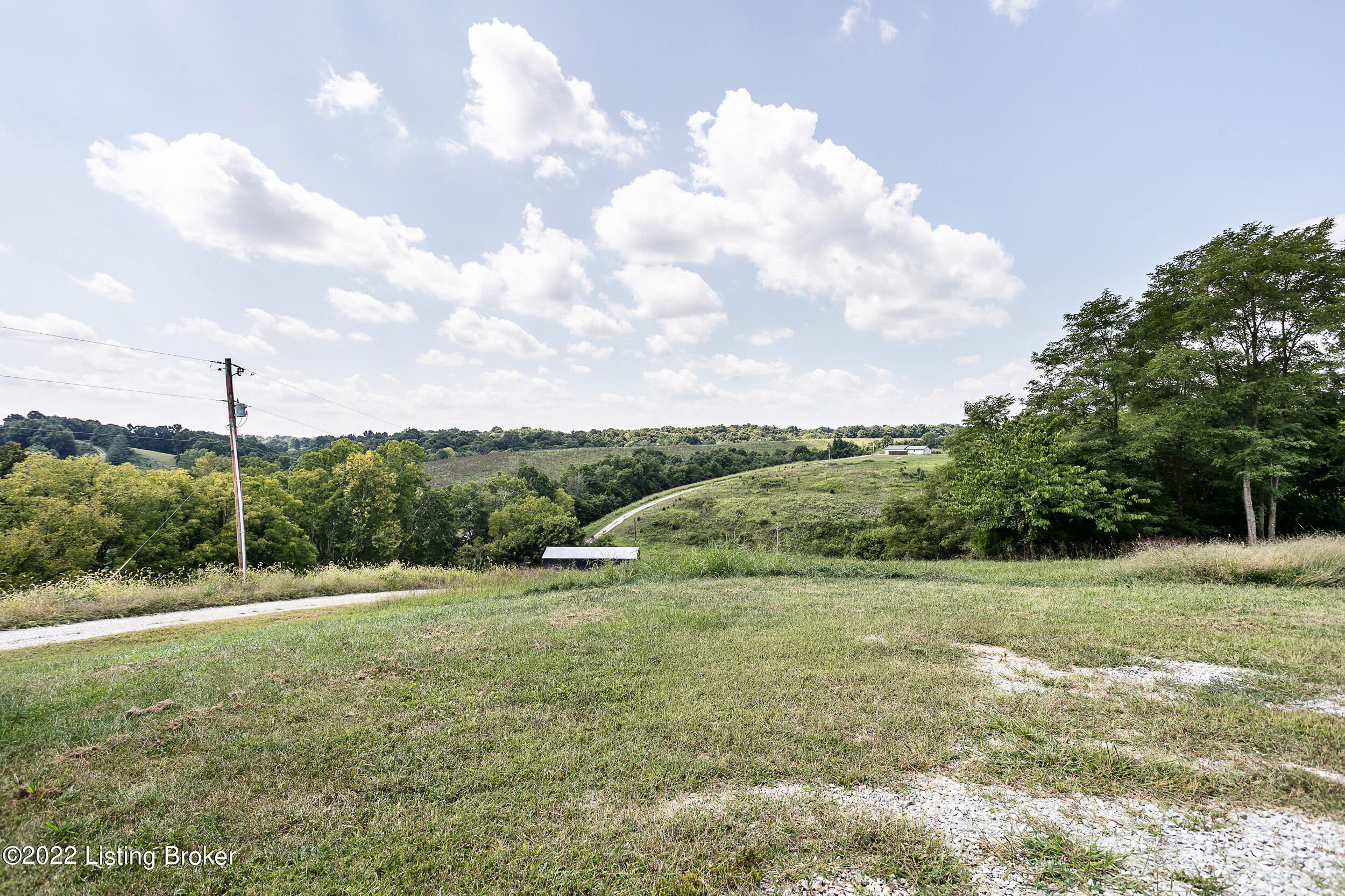 1760 Timber Creek Road Bloomfield, KY 40008 - Photo 14 of 39 1760TimberCreekRd-9