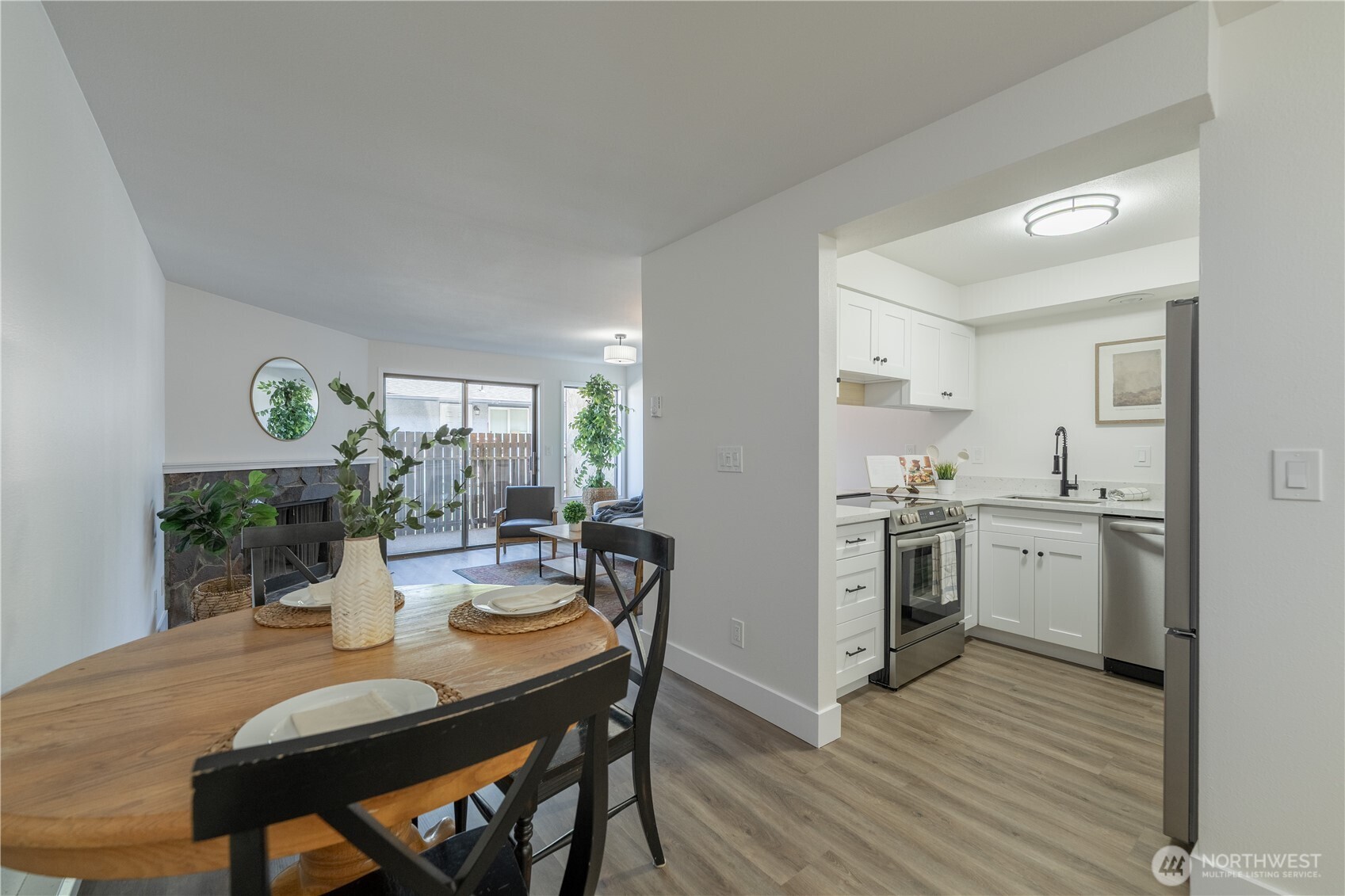 216 Southwest 154th Street, Unit 3 Burien, WA 98166 - Photo 10 of 36