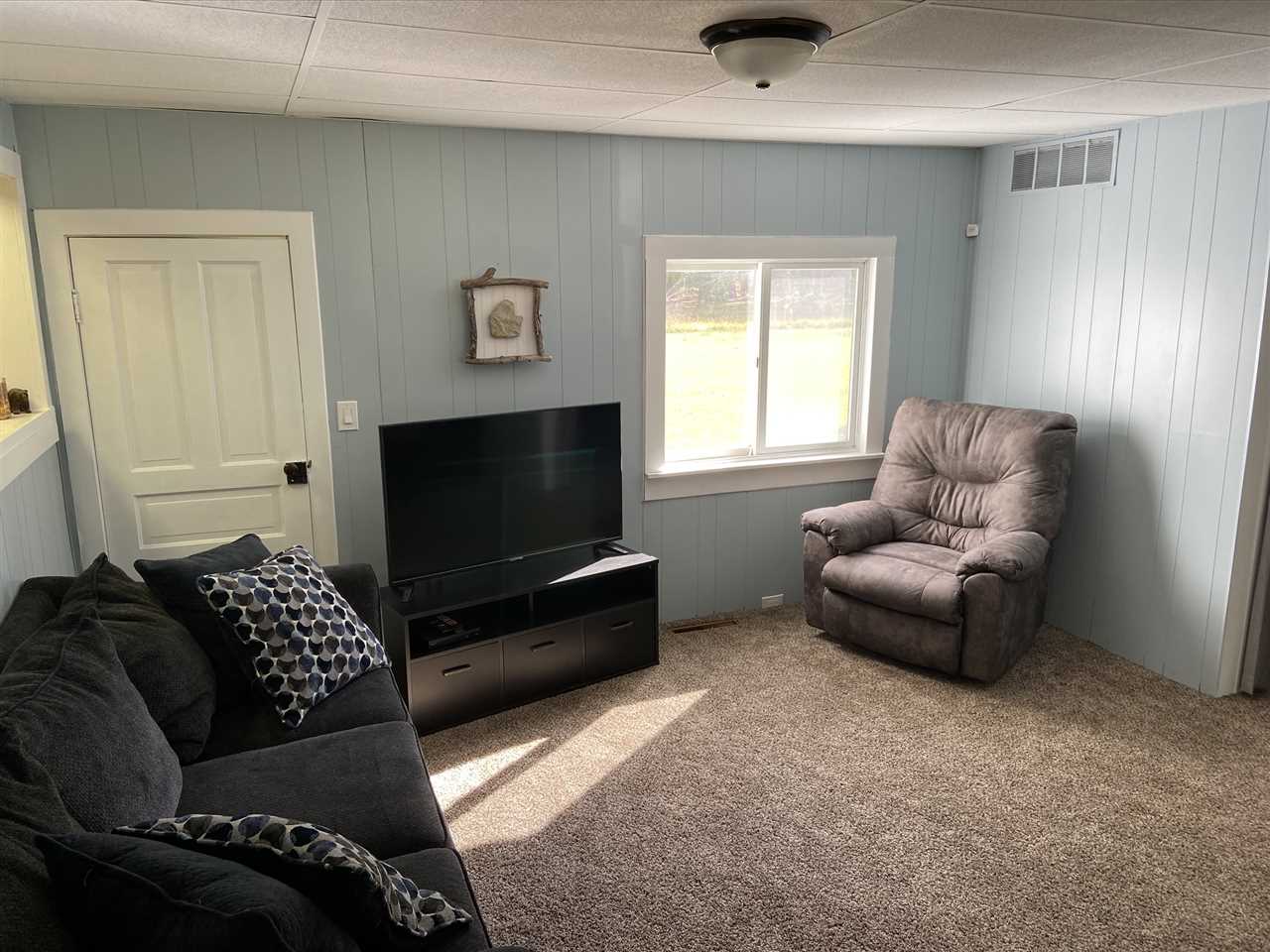 10409 South 17 Road Cadillac, MI 49601 - Photo 11 of 46 1880851-10.JPG