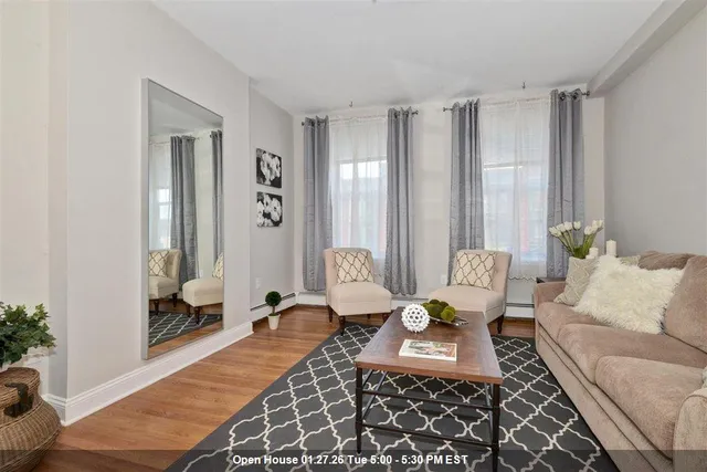 $2,800 | 1107 Washington Street, Unit 8, Hoboken, NJ 07030