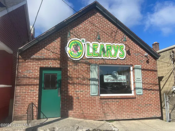 $300,000 | 2253 15th Street, Troy, NY 12180