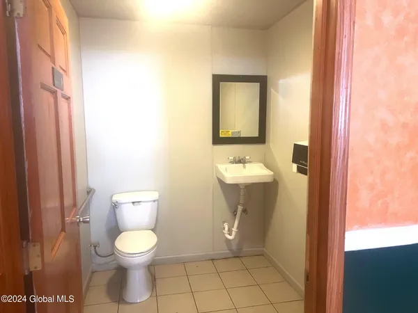 $300,000 | 2253 15th Street, Troy, NY 12180