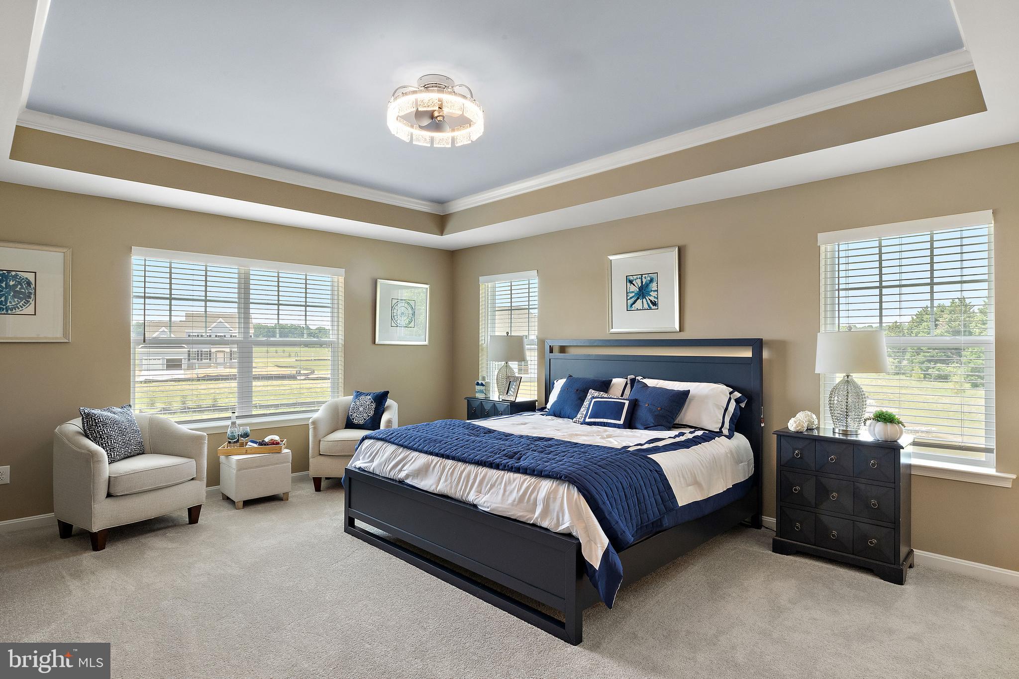 5 B Little Baltimore Road Newark, DE 19711 - Photo 28 of 40 a bed room with a bed and a couch